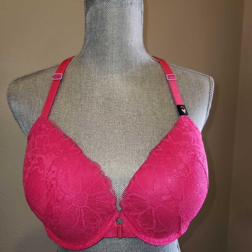 Victoria Secret 40C Lace Racerback Bra
